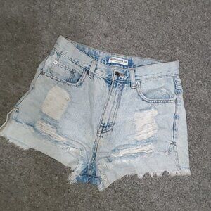 PULL & BEAR shorts. #2959
